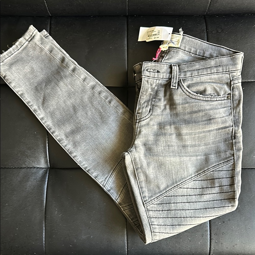 Stylish Gray Women's Jeans